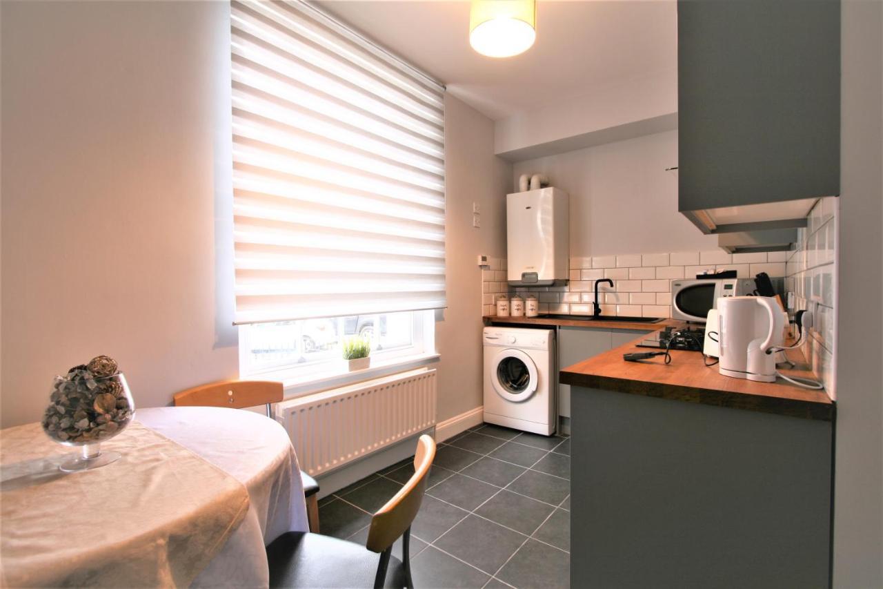 Nelson By The Docks Serviced Apartments By Roomsbooked Gloucester Luaran gambar