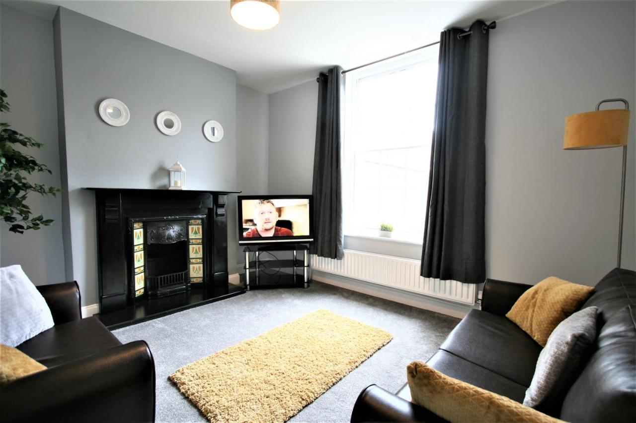 Nelson By The Docks Serviced Apartments By Roomsbooked Gloucester Luaran gambar